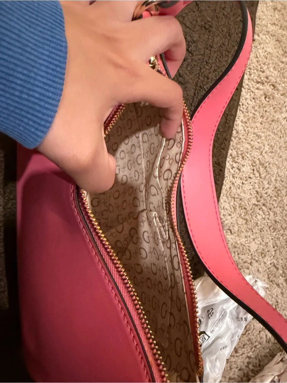 Guess single zipper